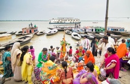Ville sainte et fleuve sacré